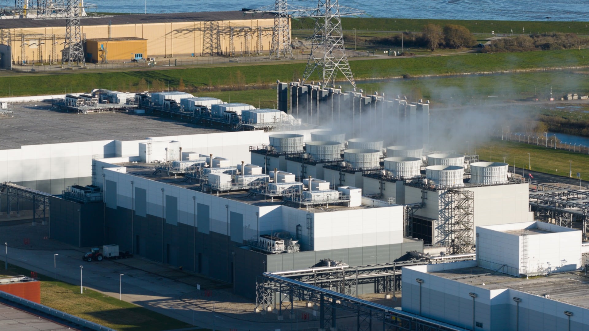Eemshaven,data,center,cooling,systems